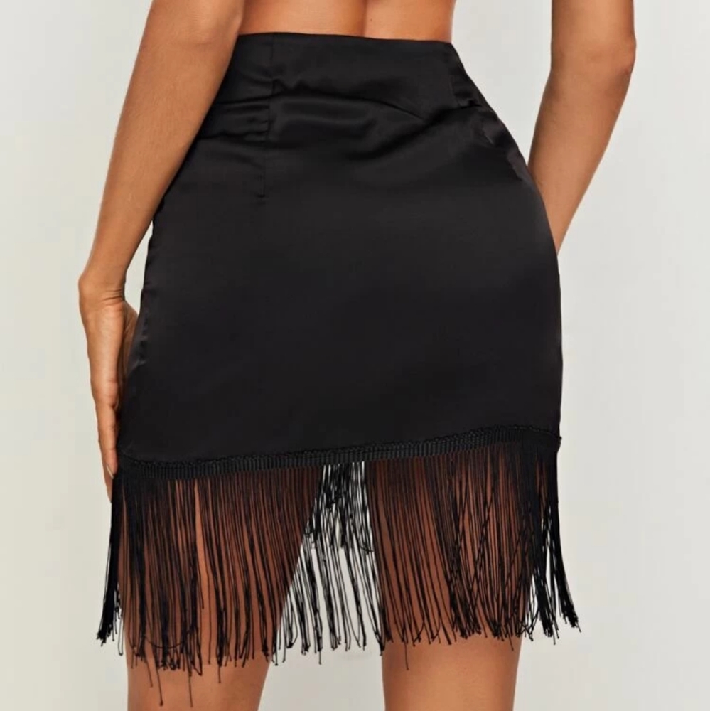 RUCHED FRONT FRINGE HEM SATIN SKIRT - Picture 5 of 6